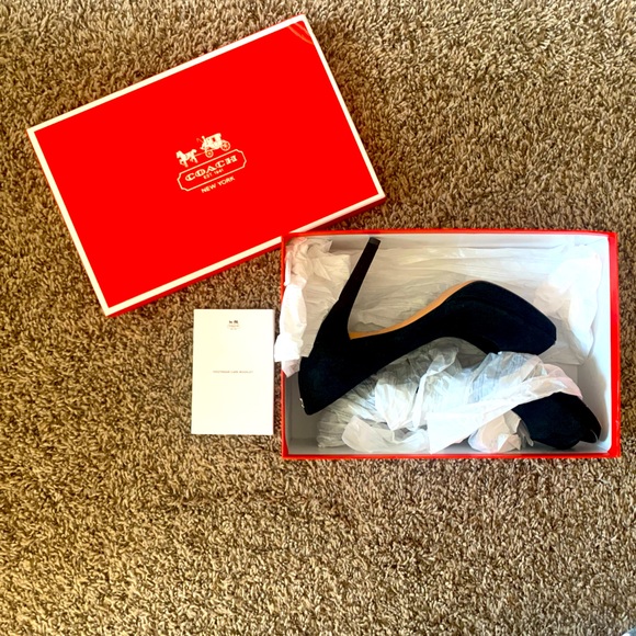 COACH open toe heels, color black, size 9! You will rock!! - Picture 5 of 6